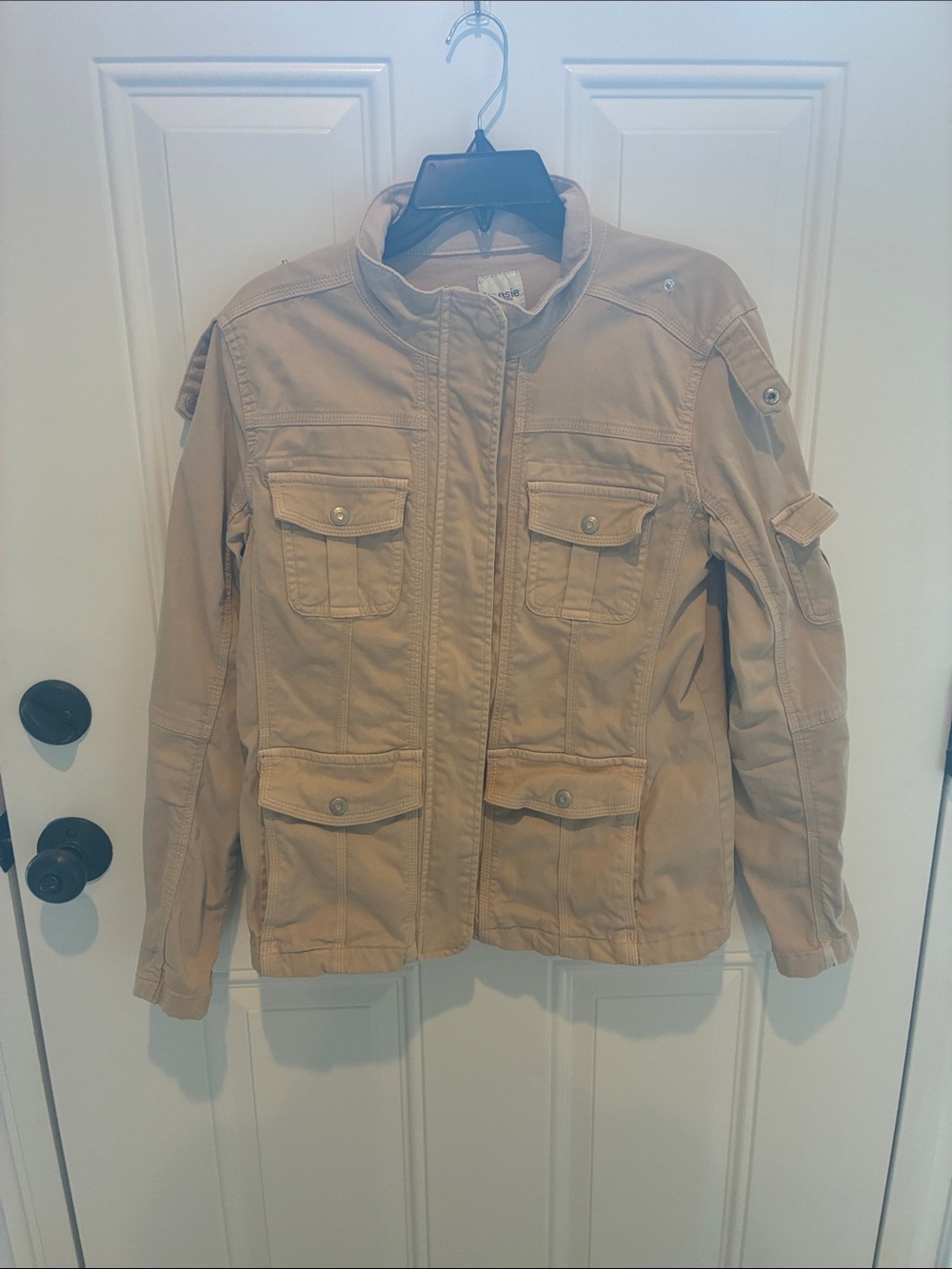 Women’s tan cargo jacket